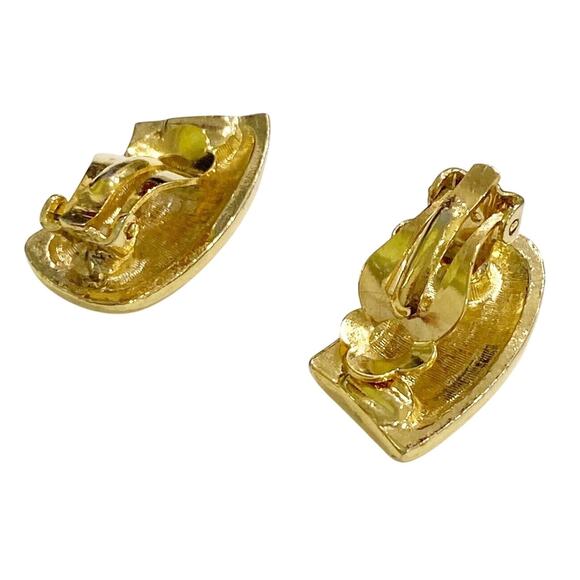 Clip On Earrings 1980's goldtone cream & black enamel Boss Lady classic jewelry - Picture 4 of 7